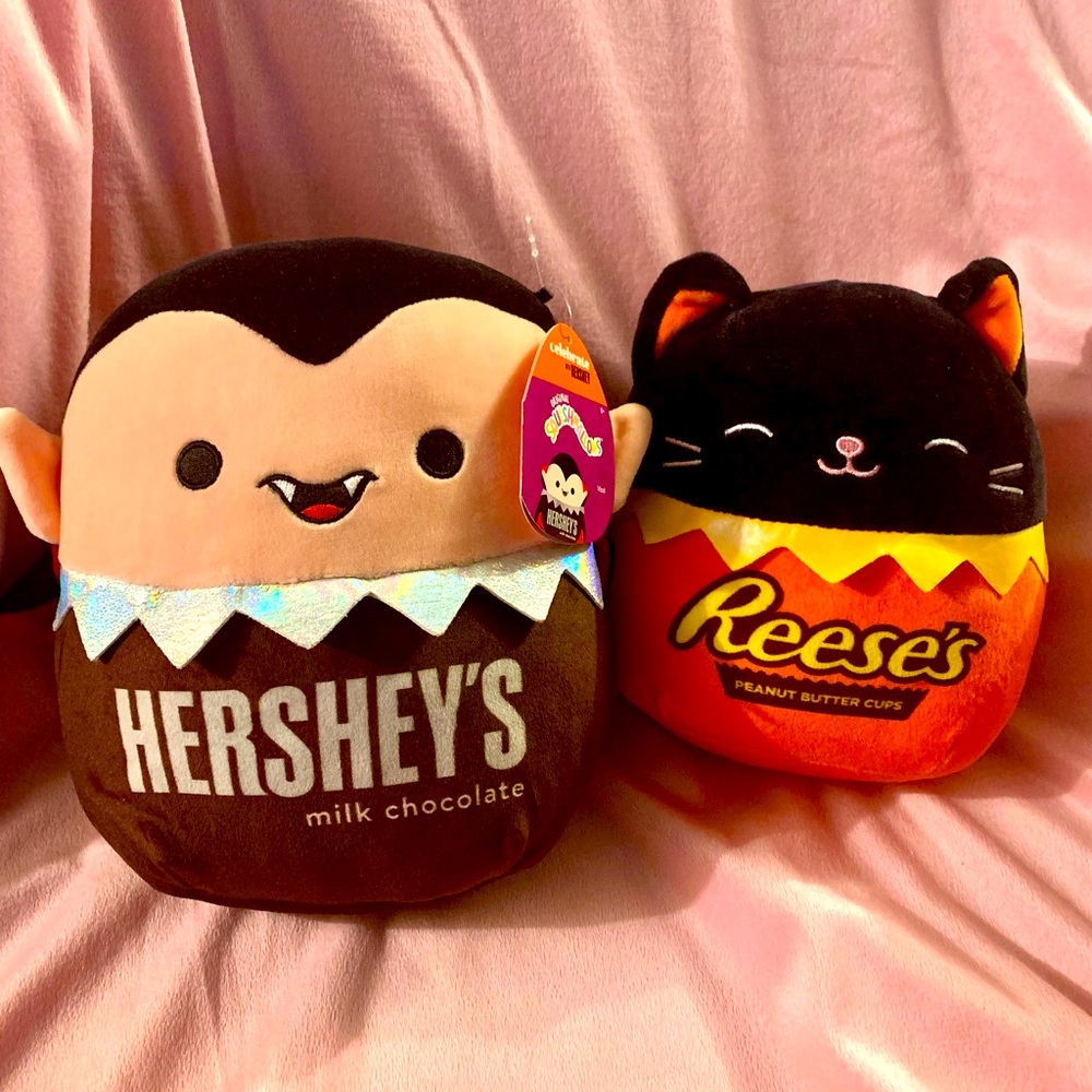 Halloween squishmallows